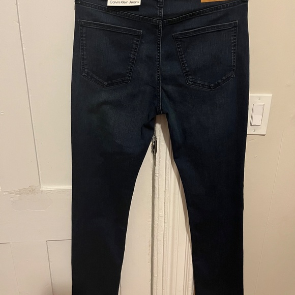 New With Tags Calvin Klein Jeans - Picture 7 of 11